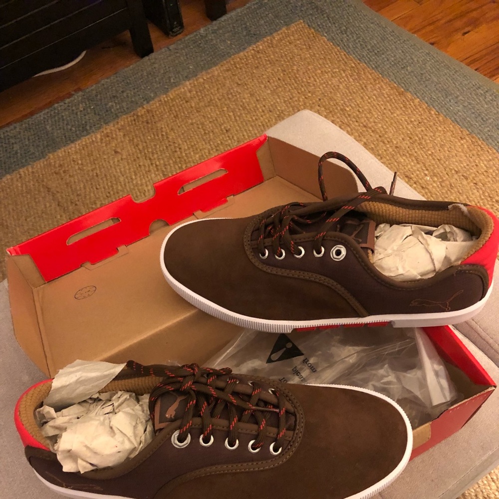 Men’s Puma sneakers